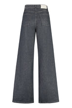 Load image into Gallery viewer, Wide-leg jeans
