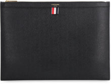 Load image into Gallery viewer, Logo detail flat leather pouch
