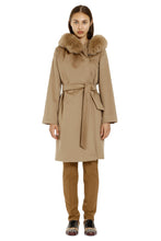 Load image into Gallery viewer, Virgin wool coat

