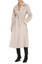 Load image into Gallery viewer, Manuela cashmere coat
