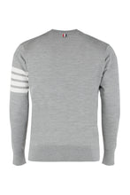 Load image into Gallery viewer, Long sleeve sweater
