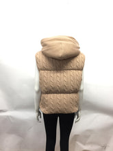 Load image into Gallery viewer, Knitted sleeveless down jacket
