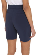 Load image into Gallery viewer, Crepe bermuda-shorts
