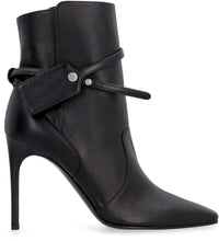 Load image into Gallery viewer, Leather ankle boots
