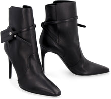 Load image into Gallery viewer, Leather ankle boots

