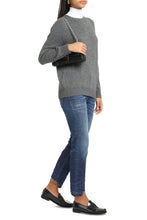 Load image into Gallery viewer, Wool and cachemire turtleneck pullover
