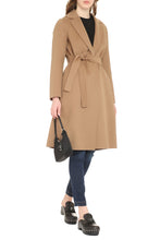 Load image into Gallery viewer, Pauline virgin wool coat
