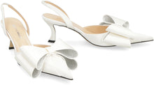Load image into Gallery viewer, Satin slingback pumps
