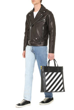 Load image into Gallery viewer, Belted leather jacket
