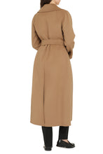 Load image into Gallery viewer, Poldo virgin wool coat
