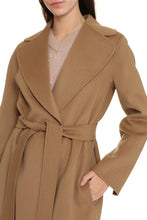 Load image into Gallery viewer, Poldo virgin wool coat
