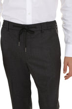 Load image into Gallery viewer, Wool tailored trousers
