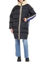 Load image into Gallery viewer, Jada long down jacket
