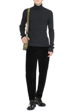 Load image into Gallery viewer, Wool turtleneck sweater
