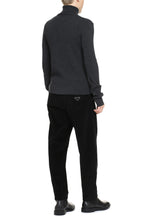 Load image into Gallery viewer, Wool turtleneck sweater

