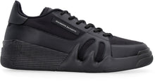 Load image into Gallery viewer, Talon logo detail leather sneakers
