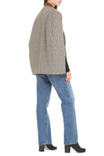 Load image into Gallery viewer, Virgin wool blazer
