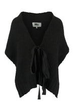 Load image into Gallery viewer, Knitted scarf
