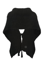 Load image into Gallery viewer, Knitted scarf

