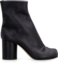 Load image into Gallery viewer, Tabi leather ankle boots
