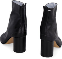 Load image into Gallery viewer, Tabi leather ankle boots
