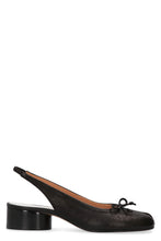 Load image into Gallery viewer, Tabi leather slingback pumps
