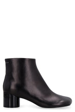 Load image into Gallery viewer, Leather ankle boots

