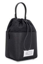 Load image into Gallery viewer, Leather bucket bag
