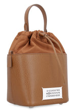 Load image into Gallery viewer, Leather bucket bag
