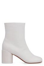 Load image into Gallery viewer, Leather ankle boots
