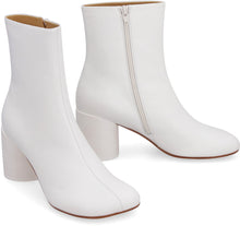 Load image into Gallery viewer, Leather ankle boots
