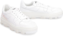 Load image into Gallery viewer, Icon Basket low-top sneakers
