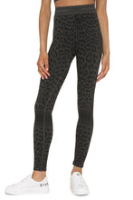 Load image into Gallery viewer, Technical jersey leggings
