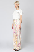 Load image into Gallery viewer, Printed silk pants
