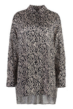 Load image into Gallery viewer, Printed silk shirt
