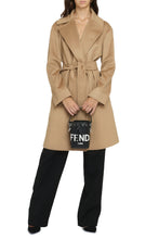 Load image into Gallery viewer, Tigre virgin wool coat
