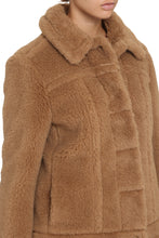 Load image into Gallery viewer, Teddino faux fur jacket
