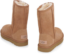 Load image into Gallery viewer, Classic Short II boots

