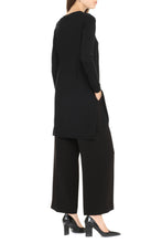 Load image into Gallery viewer, Uncino V-neck knit pullover
