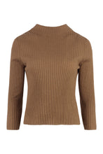 Load image into Gallery viewer, Knitted cashemre top
