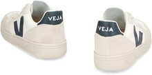 Load image into Gallery viewer, V-10 Low-top sneakers

