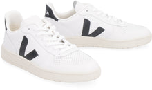 Load image into Gallery viewer, V-10 leather low-top sneakers
