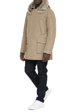 Load image into Gallery viewer, Arctic fur trimmed hood parka

