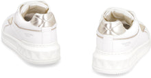 Load image into Gallery viewer, One Stud low-top sneakers - Valentino Garavani
