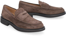 Load image into Gallery viewer, Suede loafers
